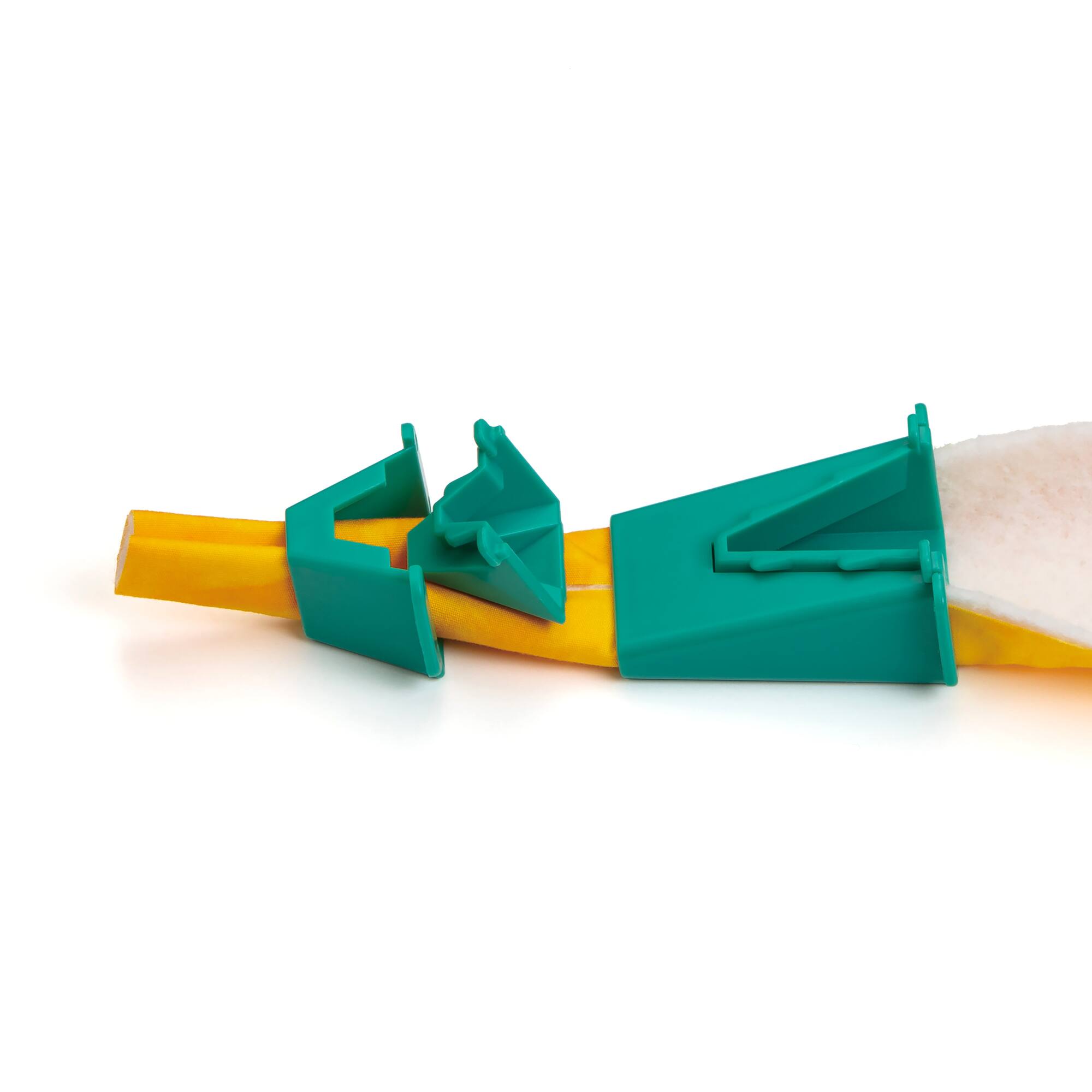 Clover Fabric Tube Maker